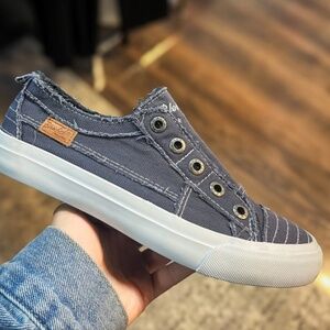 Blowfish Blue Tuna Play Sneaker